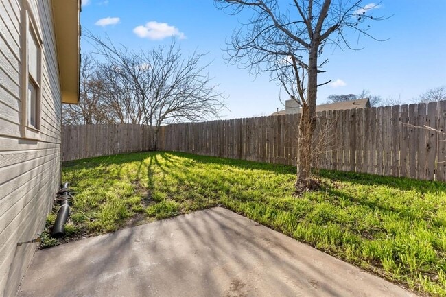 Building Photo - 14202 Sussman Ct