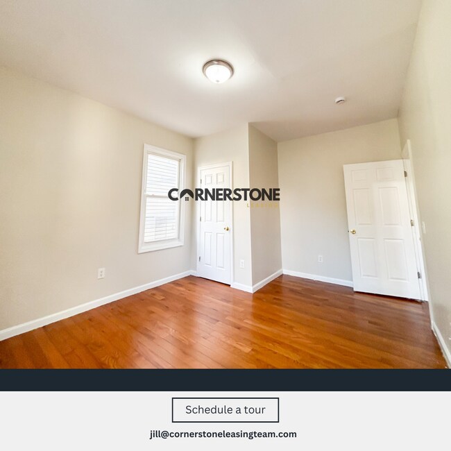 Building Photo - 828 S 16th St