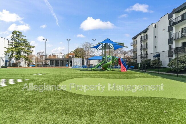 Building Photo - 60 S Van Dorn St