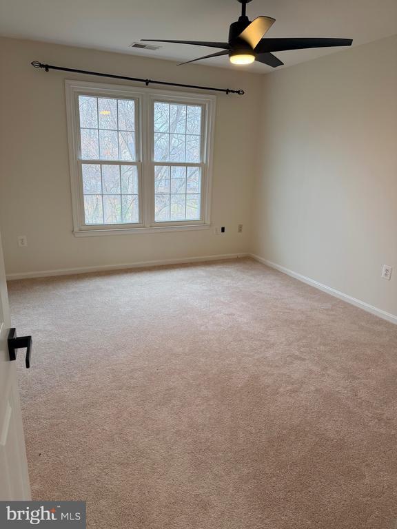 Building Photo - 46754 Woodmint Terrace