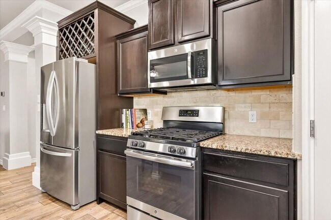 Building Photo - 7841 Fort Griffen Dr