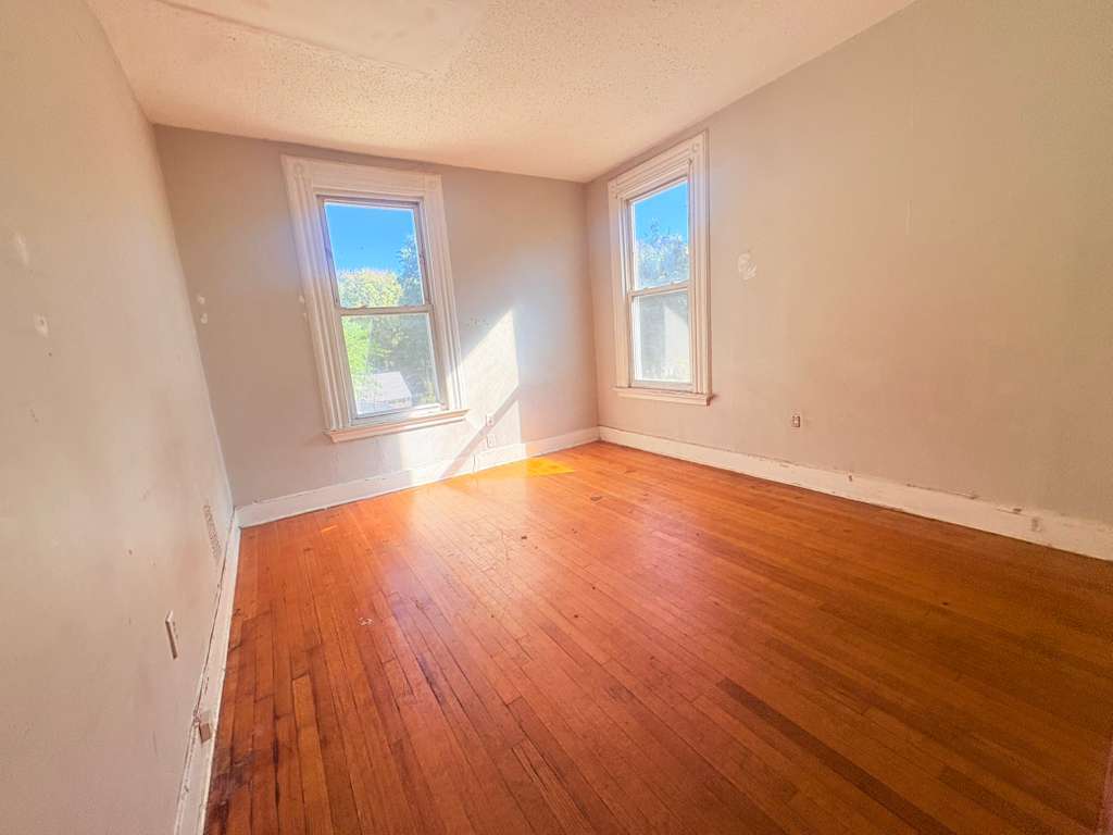 Building Photo - 269 Norton St