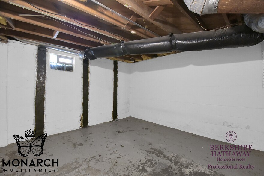 Building Photo - 2566 Atwood Ter