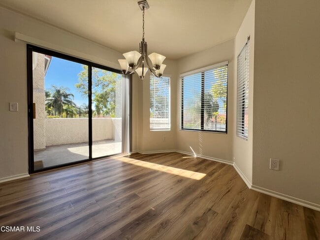 Building Photo - 831 Paseo Serenata