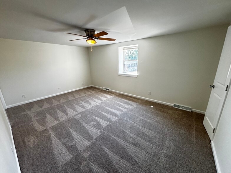 Building Photo - 4325 Ludwick Blvd