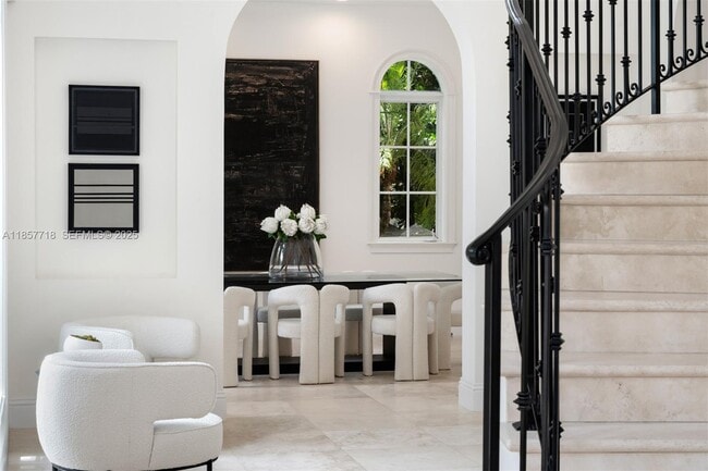 Building Photo - 9941 SW 60th Ct