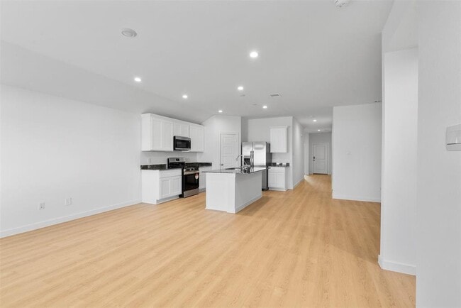 Building Photo - 8530 Sandy Coral Ln