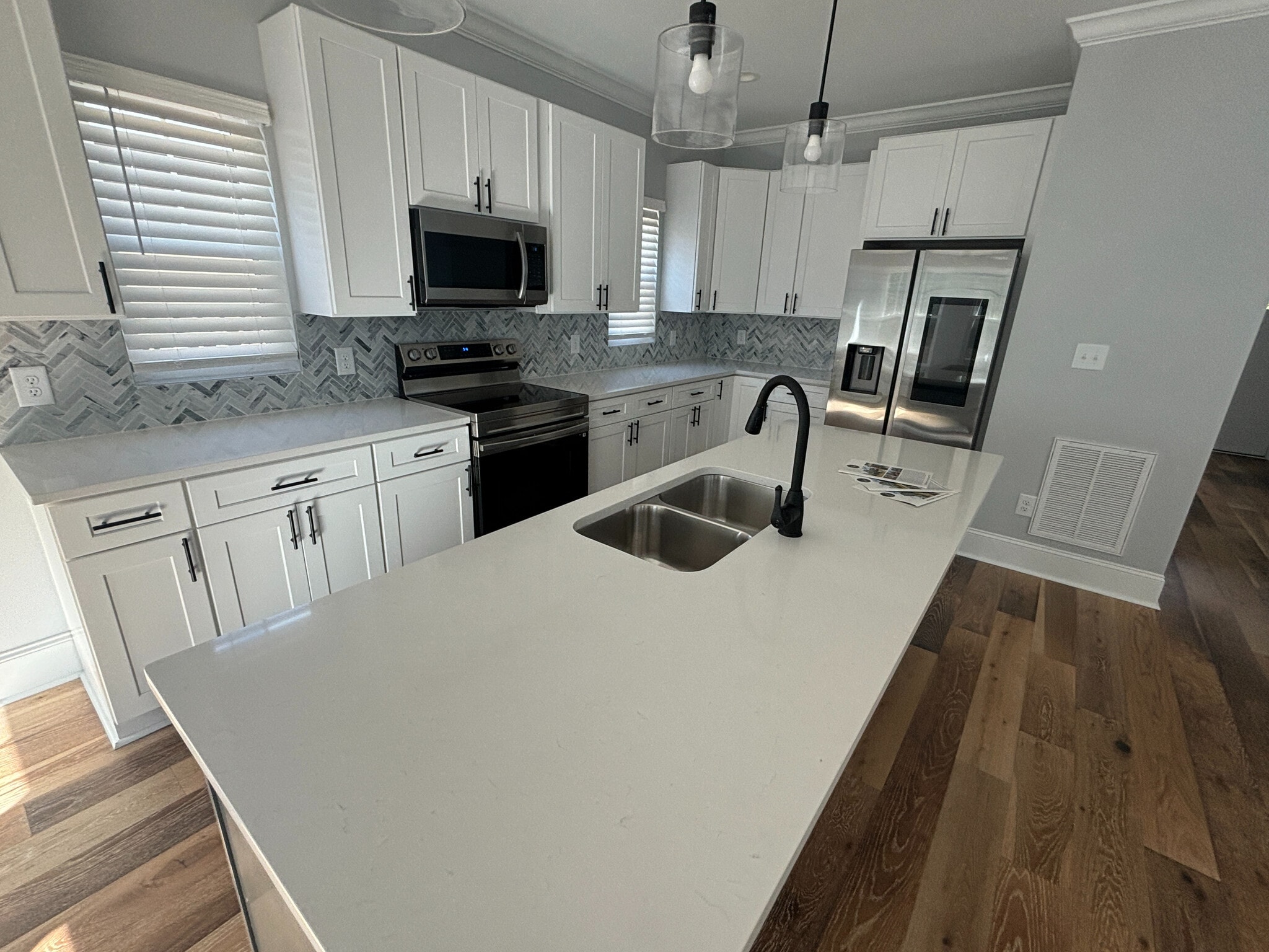 Building Photo - Room in Single Family Home on Booker Ave