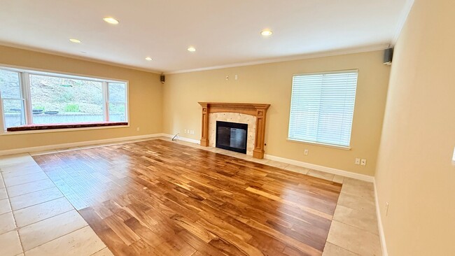 Building Photo - Stunning 4BD/3BA, Two-Story Home With Swimming Pool in Bettencourt Ranch, Danville- Available NOW!