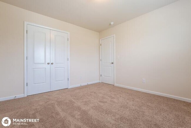 Building Photo - 2517 Queen Bee Drive, Columbia, TN 38401