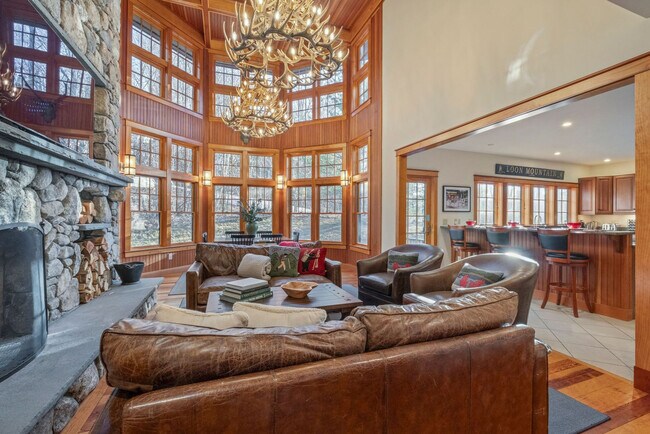 Building Photo - 20 Yellow Birch Cir