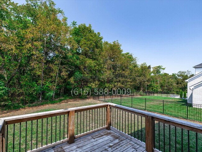 Building Photo - 631 Silva Ln