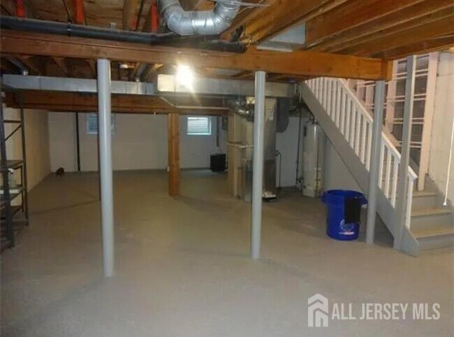 Building Photo - 161 Willowbrook Dr