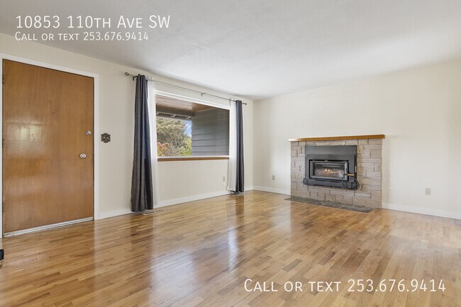 Building Photo - 10853 110th Ave SW
