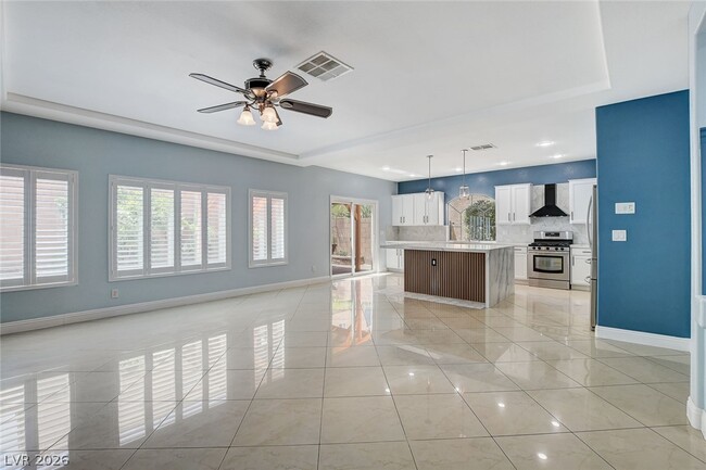 Building Photo - 9975 Mills Reef Ct