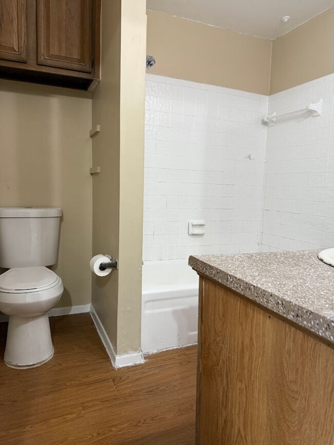 Building Photo - K039 - Croix #223