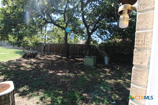 Building Photo - 603 Westview Cir