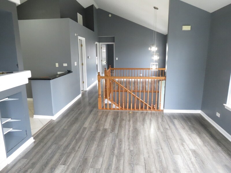 Building Photo - 465 Cary Woods Cir