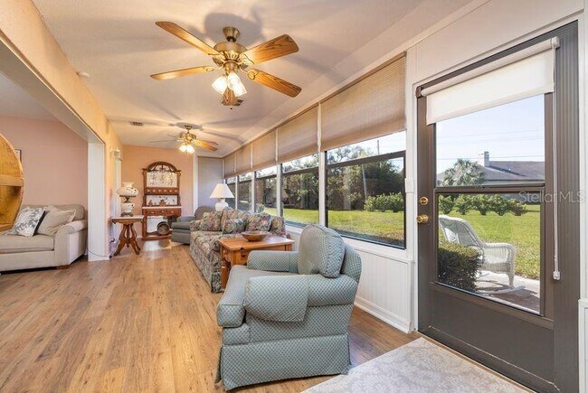 Building Photo - 40 Gretchen Ct