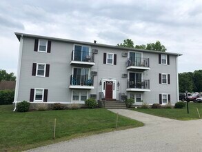 Building Photo - 135 Sterling St