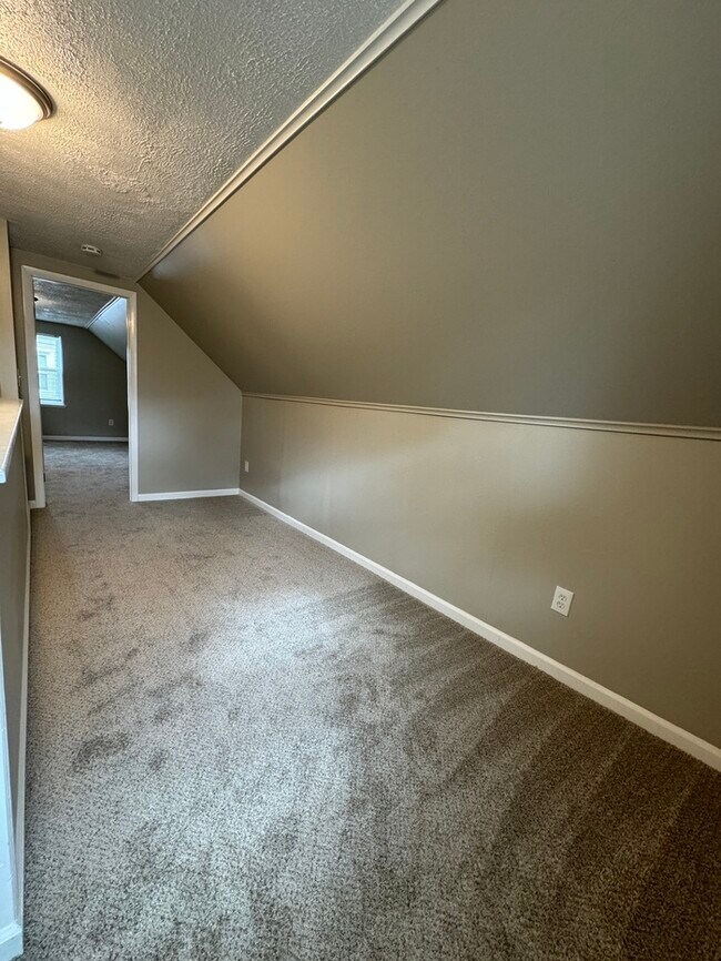 Building Photo - 3175 Karl Rd