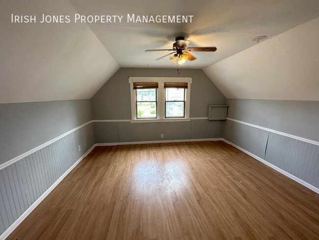 Building Photo - 194 Central Ave