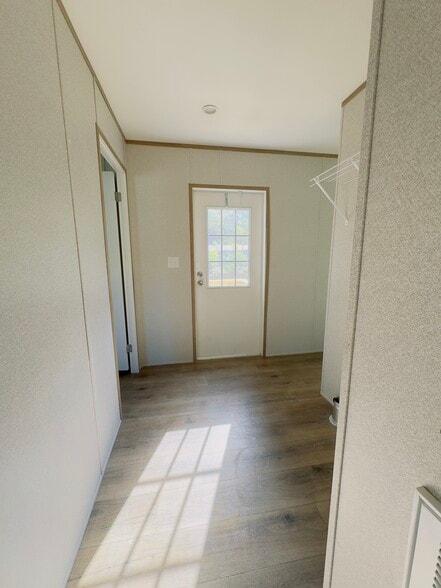 Building Photo - 5149 Bryant Ave