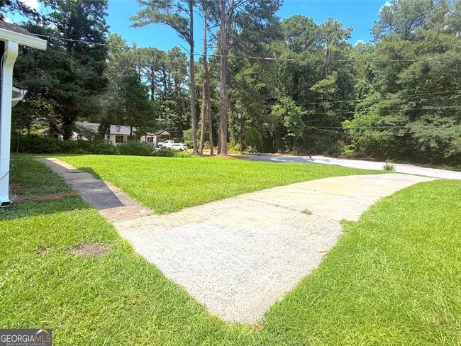 Building Photo - 813 Post Oak Cir