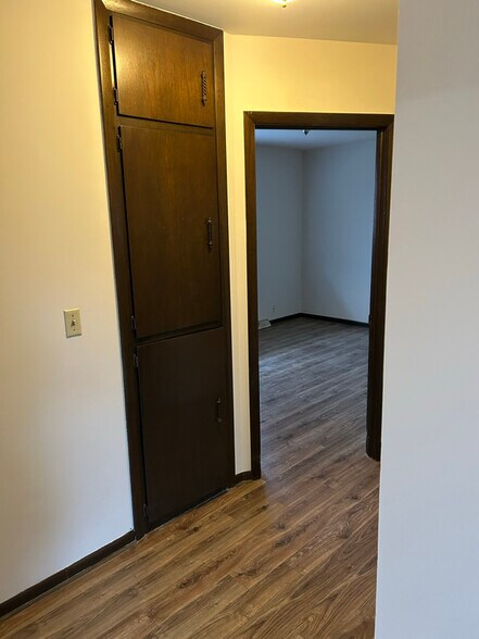 Building Photo - 8415 E Gilbert St