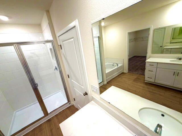 Building Photo - 322 Bracer Way