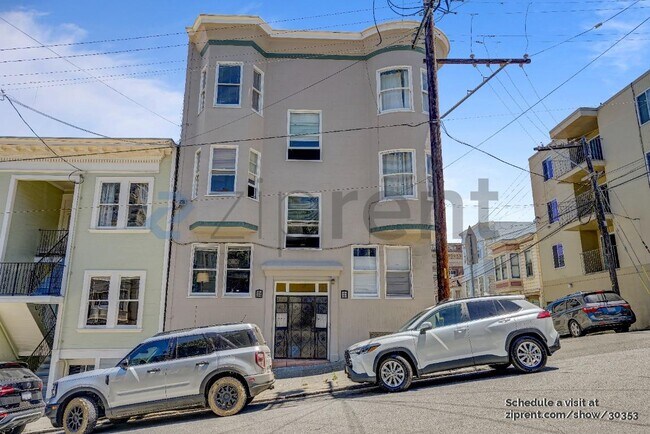 Building Photo - 2130 Jones St