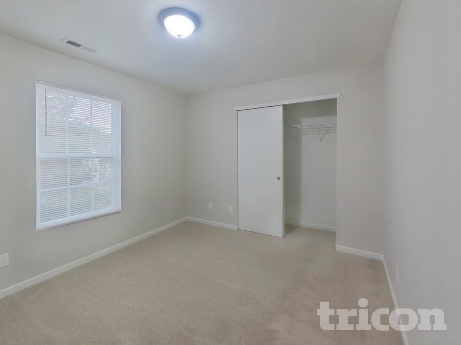 Building Photo - 907 Swearngan Ridge Ct