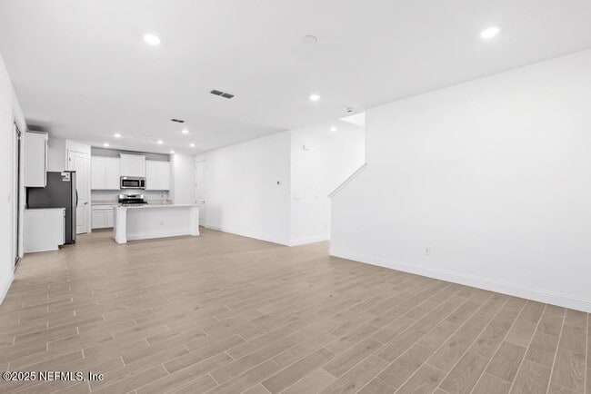 Building Photo - 57 Dollar Ct