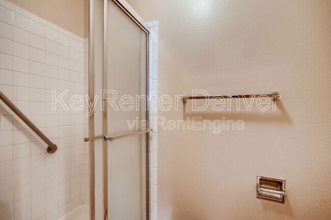 Building Photo - 11527 E Highline Pl