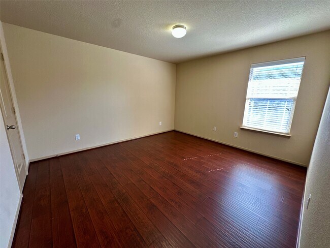 Building Photo - 6111 Grassy Haven Ln