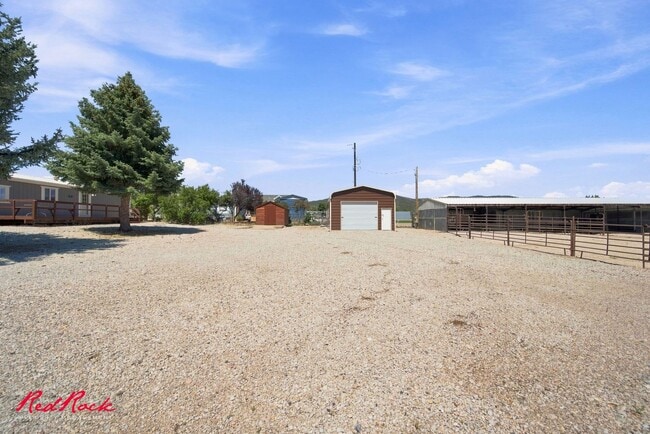 Building Photo - 408 Harmony Dr