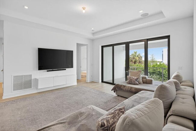 Building Photo - 13480 Machiavelli Way