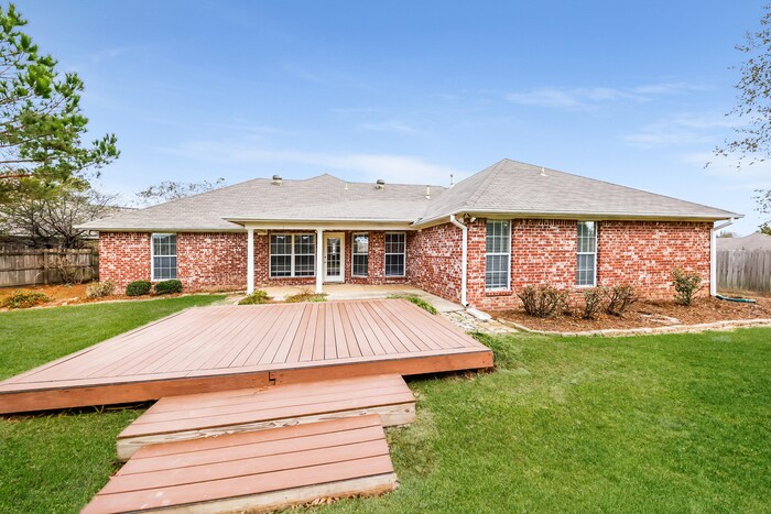 Building Photo - 403 Knights Cove W