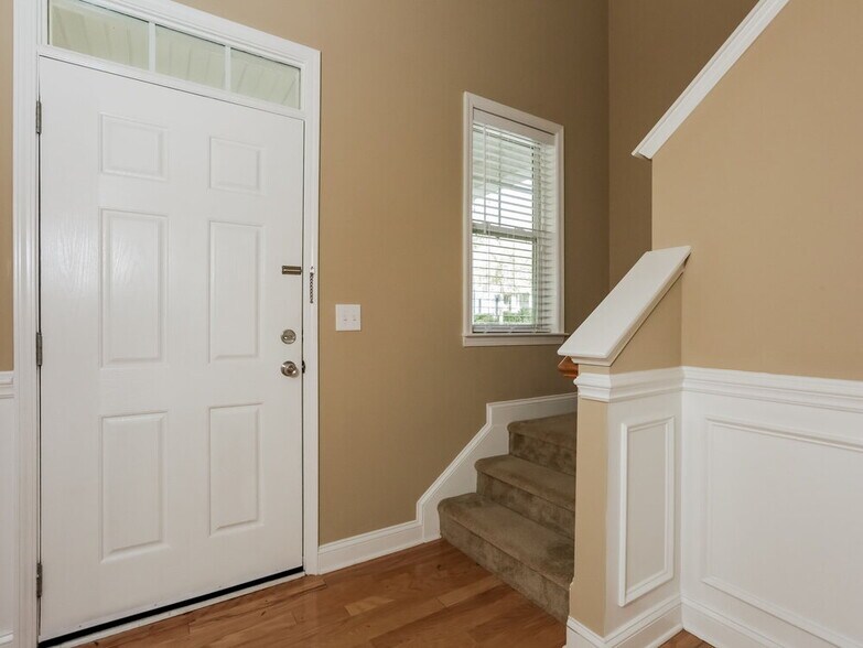 Building Photo - 7436 Alluvial Dr