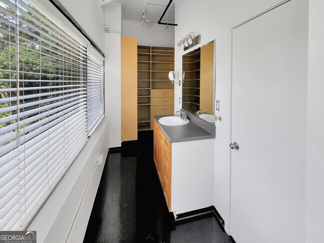 Building Photo - 120 Ralph McGill Blvd NE