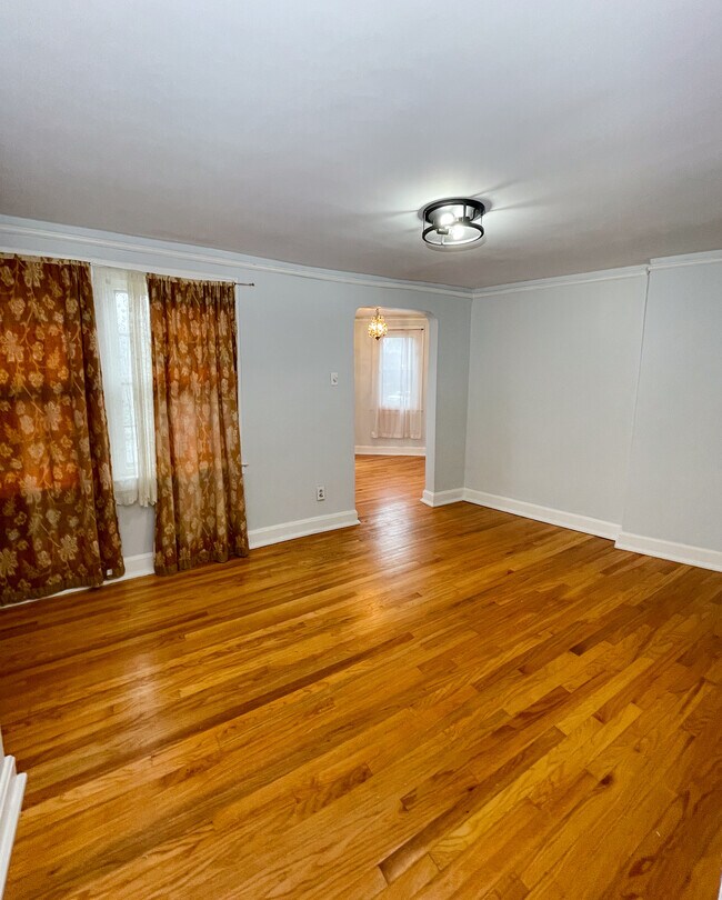 Master Bedroom w/ Balcony room - 2842 Ewald Cir
