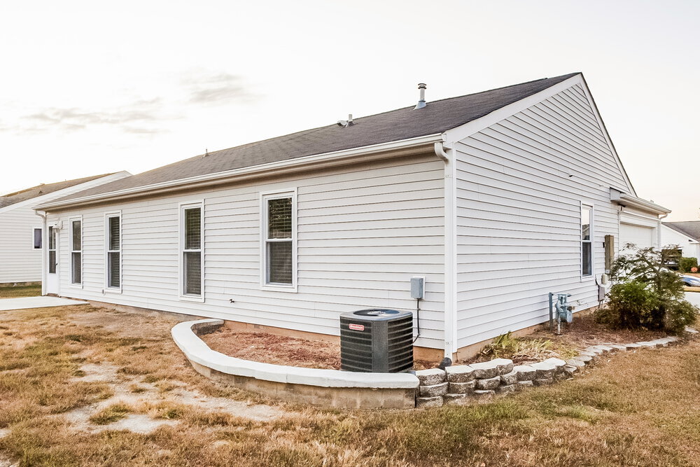 Building Photo - 3242 Hawick Commons Dr