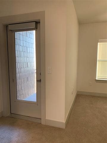 Building Photo - 5619 Belmont Ave