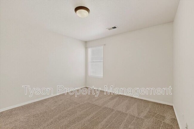 Building Photo - 5648 Valle Alegre Pl NW