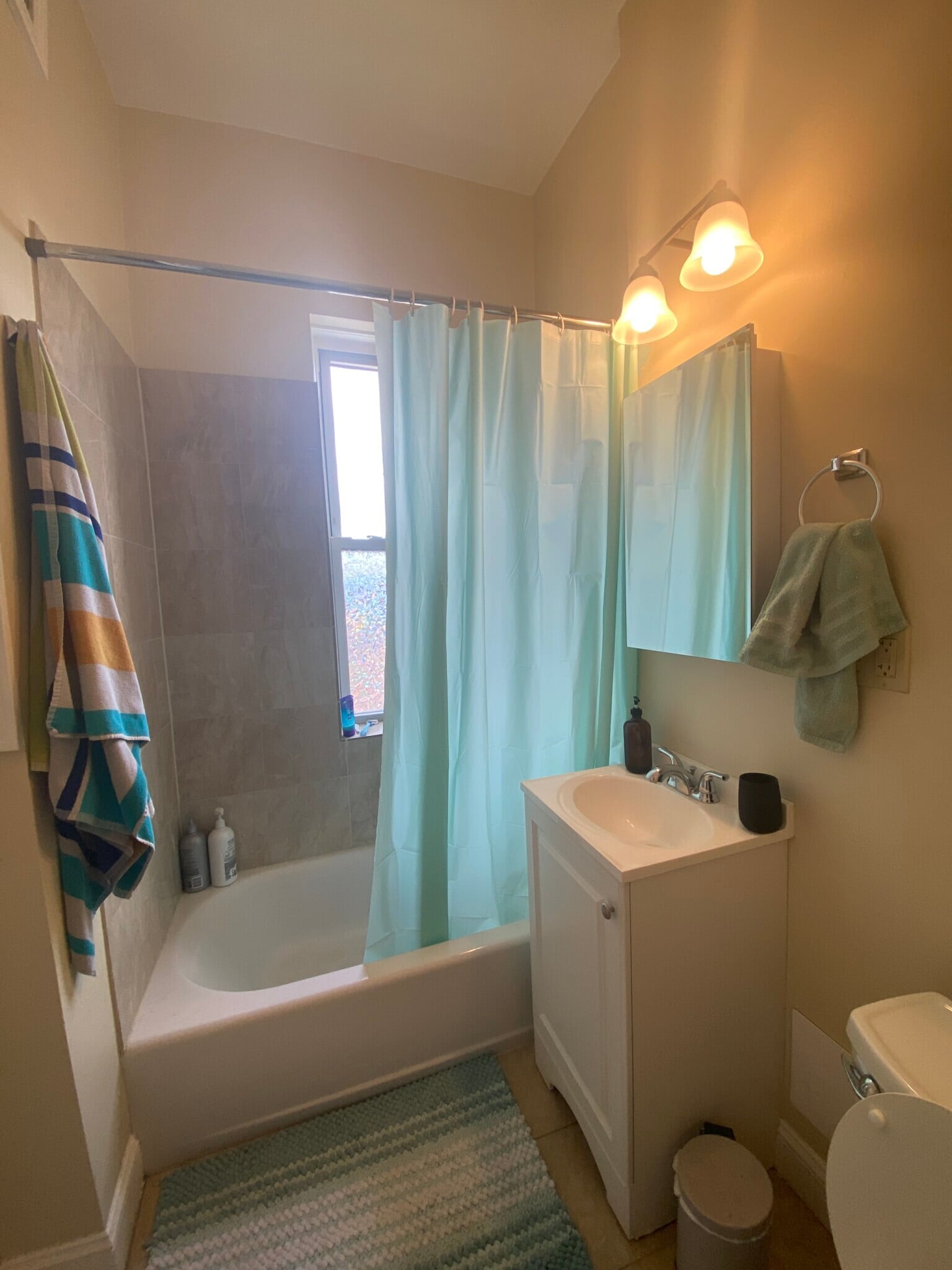 Building Photo - 1185 Commonwealth Ave