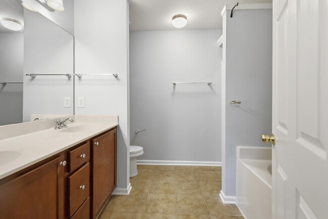 Building Photo - 1406 Hamlin Park Cir