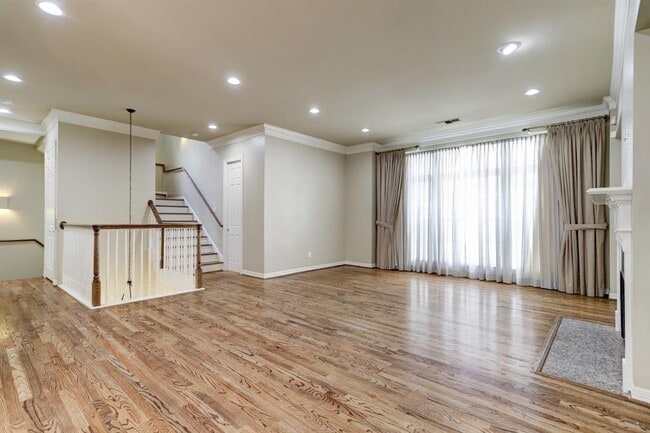 Building Photo - 4235 Bettis Dr