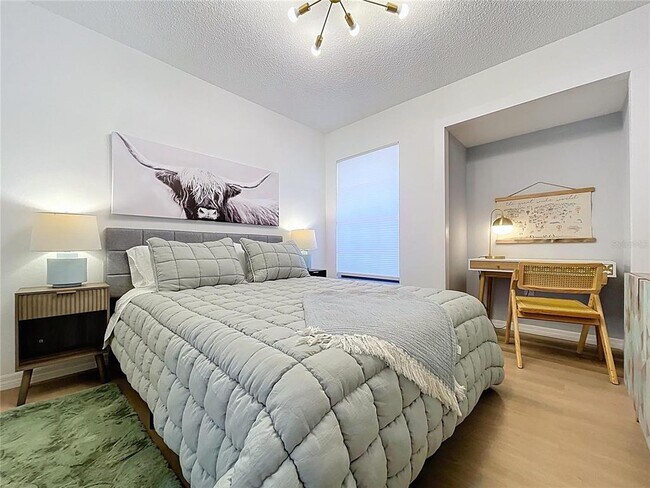 Building Photo - 4646 La Jolla Dr