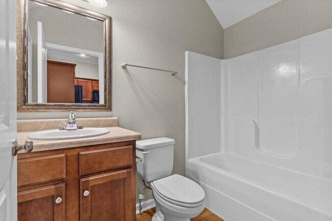 Building Photo - 2243 Del Carmel Way