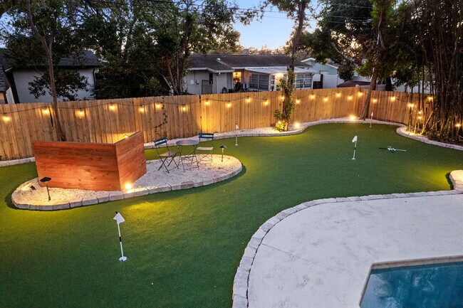 Building Photo - 13672 88th Ave N